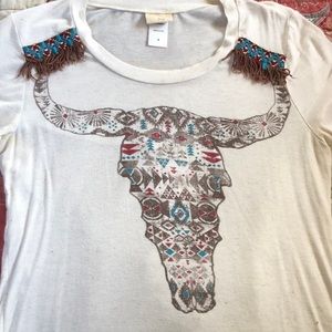 Really cute cream colored t-shirt